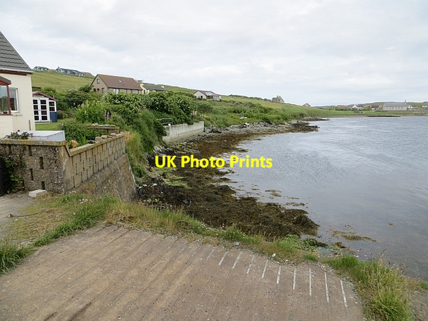 Photo 6"x4" Shoreline, Walls Burrastow c2013