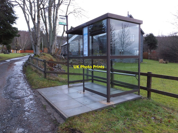 Photo 6"x4" Bus Stop, Pitagowan Bruar c2013
