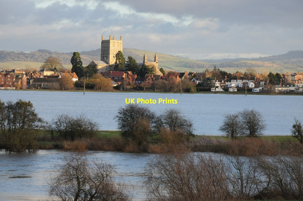 Photo 6"x4" Tewkesbury Abbey and a flooded Severn Ham Tewkesbury c2013