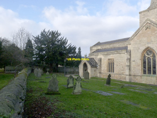 Photo 6"x4" Womersley churchyard Womersley c2013