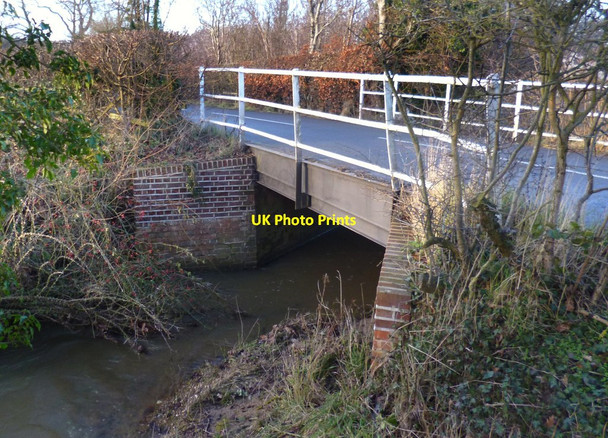 Photo 6"x4" Bridge over The Bourne Englefield c2014
