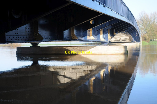 Photo 6"x4" Below Upton Bridge Upton upon Severn c2013