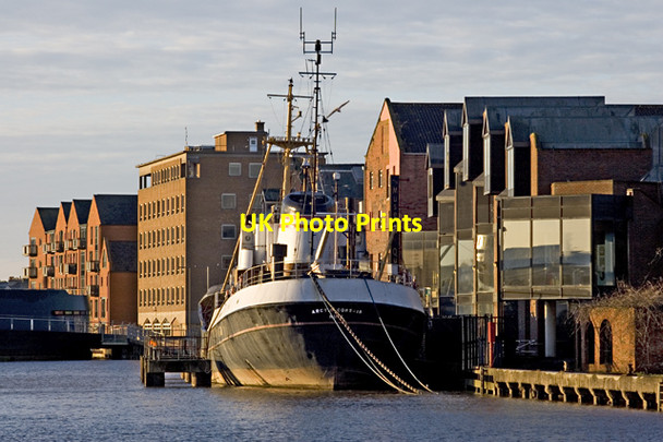 Photo 6"x4" River Hull and Arctic Corsair Kingston upon Hull c2014