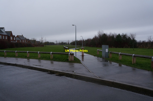 Photo 6"x4" Path leading to Long Lane, Seamer Seamer\/TA0183 c2014