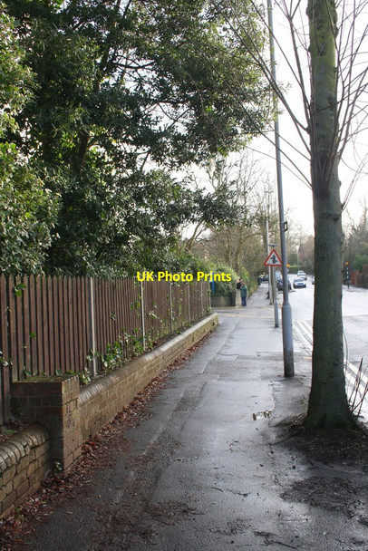 Photo 6"x4" Redlands Road near entrance R3 to Royal Berkshire Hospital Reading c2014