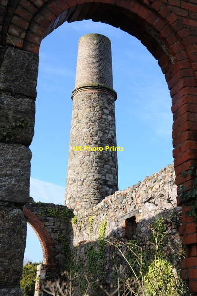 Photo 6"x4" Chimney, South Tincroft Mine Camborne c2014