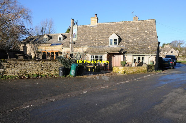 Photo 6"x4" The Plough Inn Cold Aston c2013