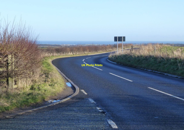 Photo 6"x4" The road to Preston Ellingham\/NU1725 c2014