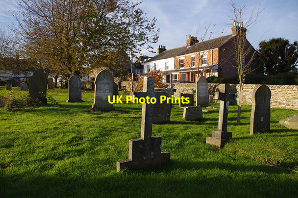 Photo 6"x4" Winchelsea churchyard Winchelsea c2013