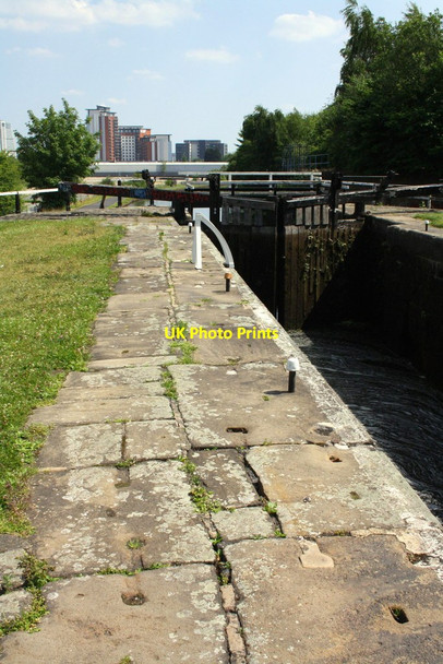 Photo 6"x4" Spring Gardens Lock, Leeds and Liverpool Canal Leeds\/SE3034 c2013