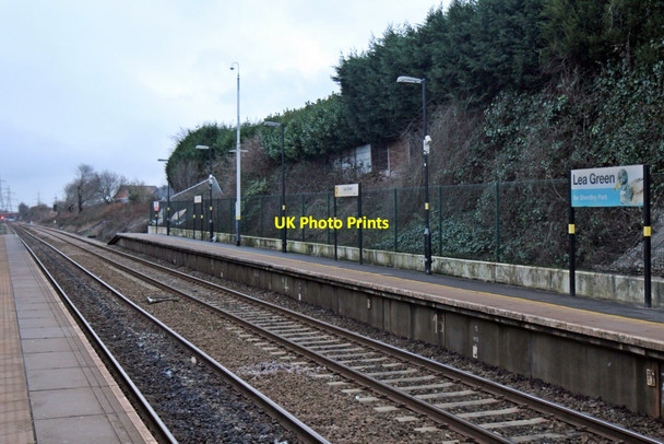 Photo 6"x4" End of platform, Lea Green railway station Marshall's Cross c2014