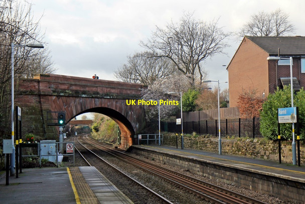 Photo 6"x4" George Stephenson's bridge, Rainhill railway station Rainhill c2014