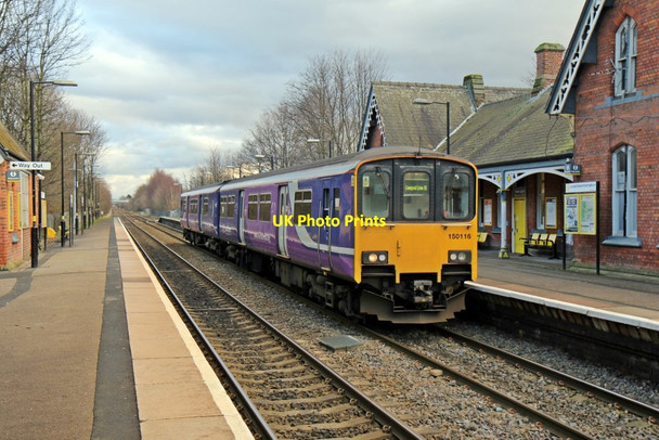 Photo 6"x4" Northern Rail Class 150, 150116, Hough Green railway station Hough Green c2014