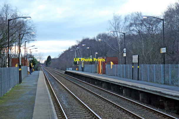 Photo 6"x4" Towards Liverpool, Halewood railway station Halewood c2014