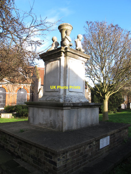 Photo 6"x4" St Mary Magdalene church - Cropley monument Richmond\/TQ1874 c2014
