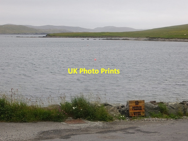 Photo 6"x4" Slow down Hillswick c2013