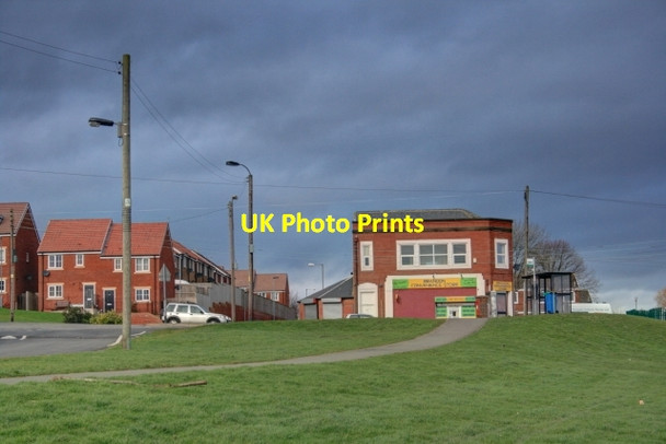 Photo 6"x4" Brandon Convenience Stone Brandon\/NZ2339 c2014