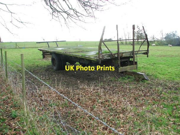 Photo 6"x4" Old trailer in field by Church Lane Farm, Weston Weston\/TM4287 c2014