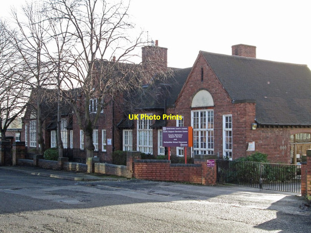 Photo 6"x4" Whittington Moor - County Council offices Chesterfield\/SK3871 c2014