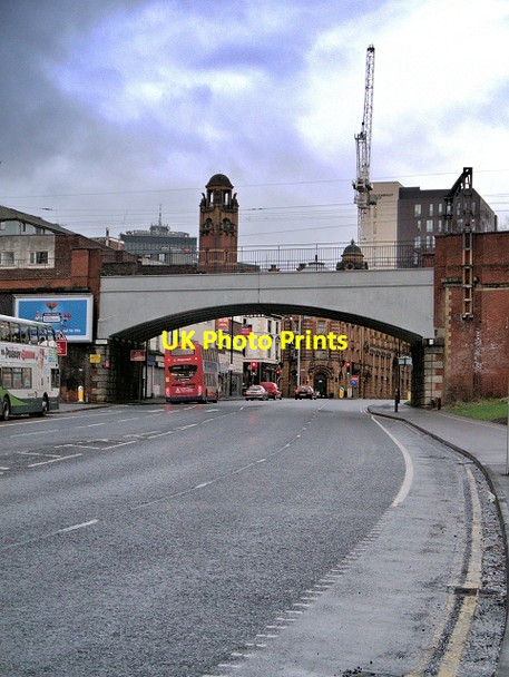 Photo 6"x4" London Road Railway Bridge Manchester c2014