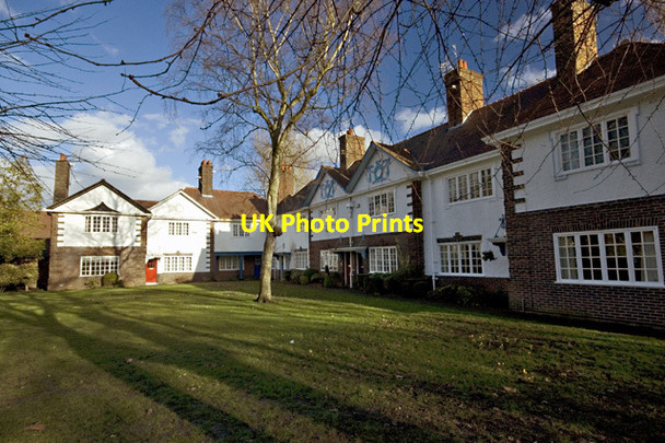 Photo 6"x4" Houses on The Ginnel, Port Sunlight Bebington c2014