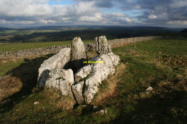 Photo 6"x4" Five Wells Chambered Tomb Blackwell\/SK1272 c2014
