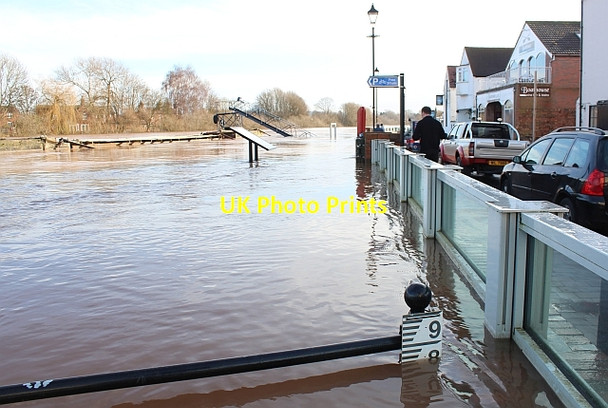 Photo 6"x4" Flood level, Waterside, Upton Upton upon Severn c2014