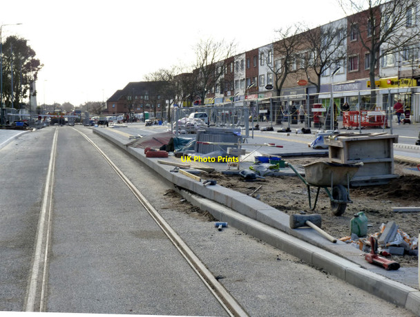 Photo 6"x4" Clifton Centre tram stop Clifton\/SK5434 c2014