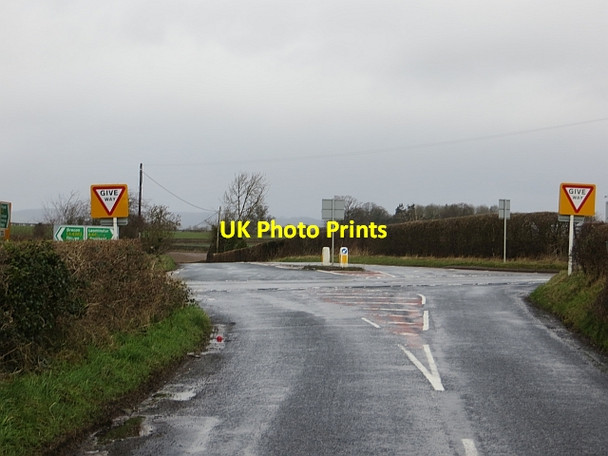 Photo 6"x4" Golden Cross Lower Burton c2014