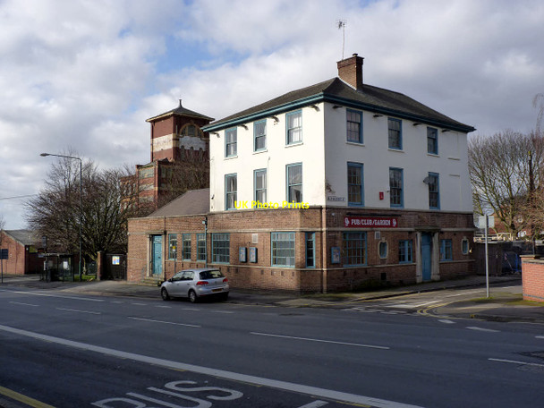 Photo 6"x4" The Old Peacock Nottingham\/SK5641 c2014