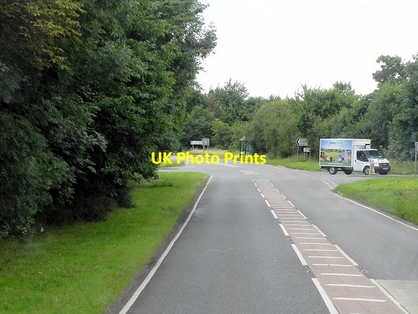 Photo 6"x4" A143, Stradishall Crossroad Attleton Green c2013