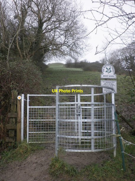 Photo 6"x4" Entrance gate, Brent Knoll East Brent c2014