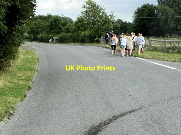 Photo 6"x4" Walkers on the A1141 at Brent Eleigh Brent Eleigh c2013