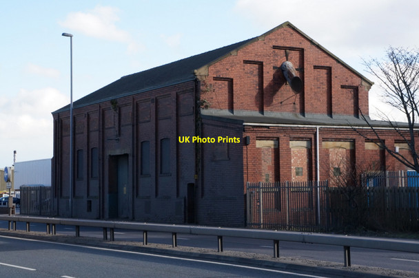 Photo 6"x4" Unknown building on Hedon Road, Hull Marfleet c2014