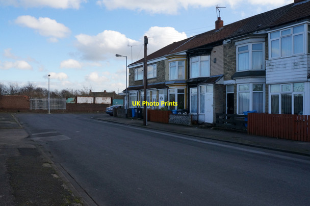 Photo 6"x4" Frodsham Street off Hedon Road, Hull Marfleet c2014