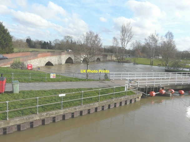 Photo 6"x4" Twyford Bridge Congelow c2014