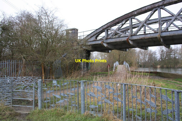Photo 6"x4" Thames Path under Littlemore Railway branch bridge Kennington\/SP5202 c2014