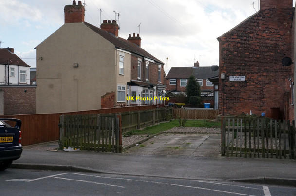 Photo 6"x4" Strathcona Villas off Ceylon Street, Hull Marfleet c2014
