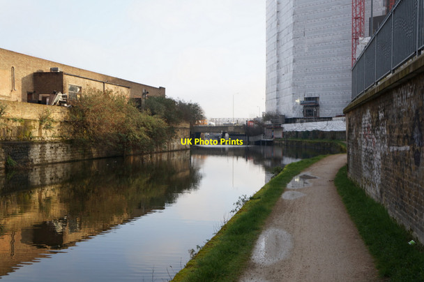 Photo 6"x4" Limehouse Cut, London Bow\/TQ3682 c2014
