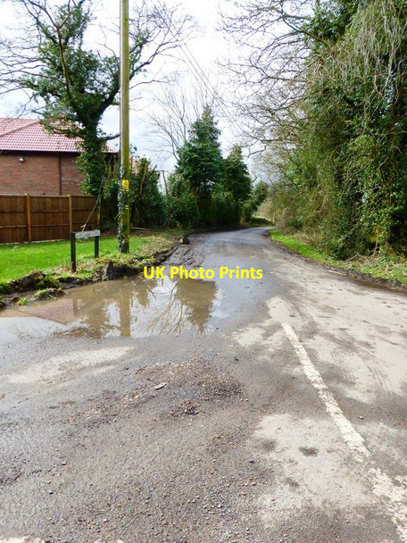 Photo 6"x4" Looking into Hawthorn Lane from Headmore Lane Hawthorn\/SU6733 c2014