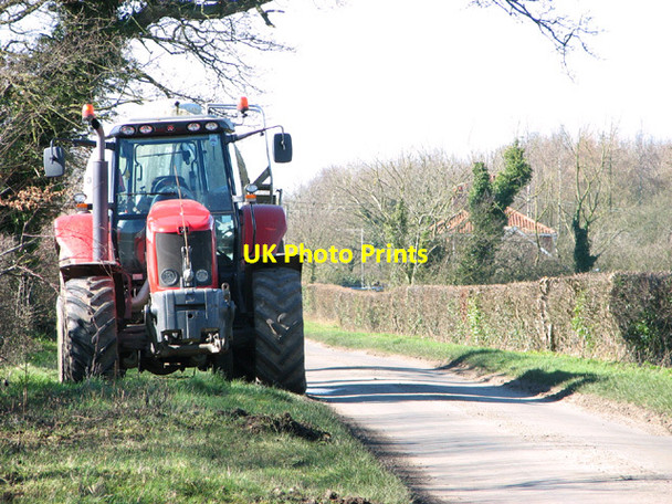Photo 6"x4" Parked on the verge of Common Road, Fundenhall Ashwellthorpe c2014