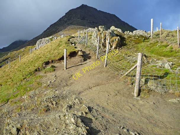 Photo 6"x4" The start of the Crib Goch path Gwastadnant c2008