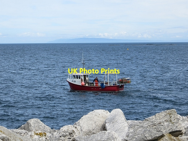 Photo 6"x4" Creel boat, Glenarm Glenarm\/D3115 c2013
