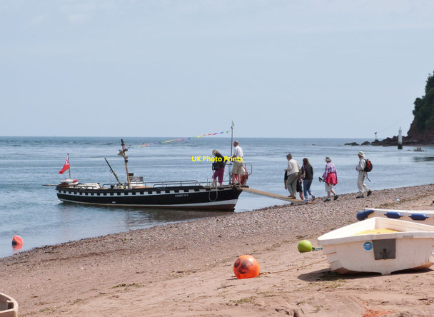 Photo 6"x4" The Shaldon-Teignmouth ferry Teignmouth c2014