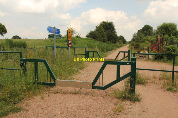 Photo 6"x4" Bilsthorpe cycle track Bilsthorpe c2014