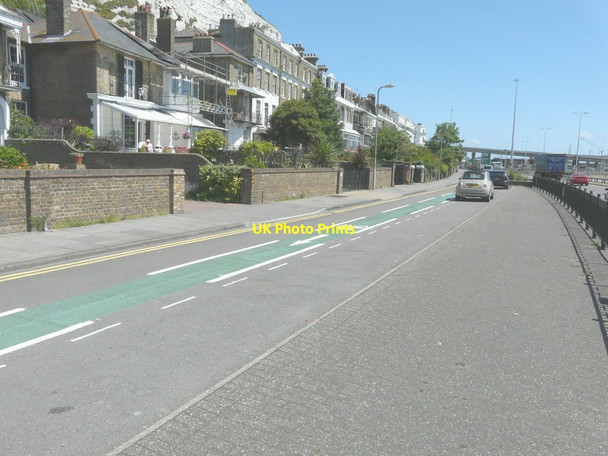 Photo 6"x4" Looking east-northeast along Marine Parade Dover\/TR3141 c2014