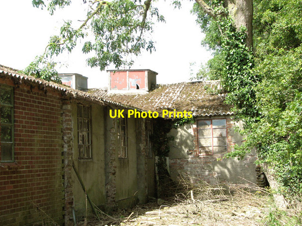 Photo 6"x4" Ex-RAF buildings on Communal site A Misery Corner c2014