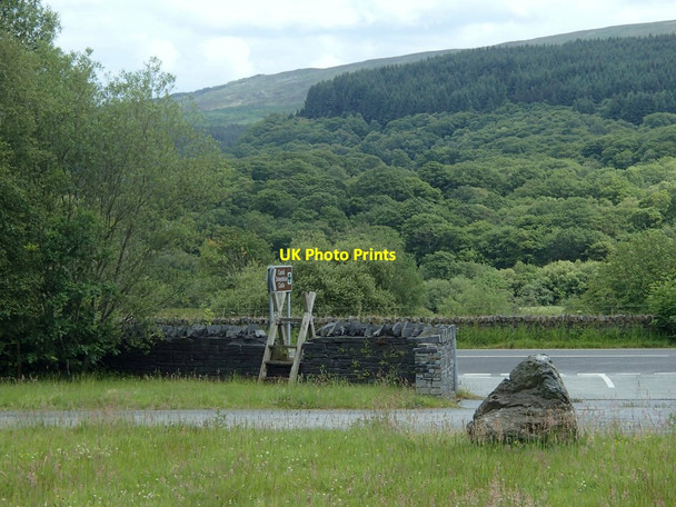 Photo 6"x4" Car park for Dolwyddelan Castle Dolwyddelan c2014