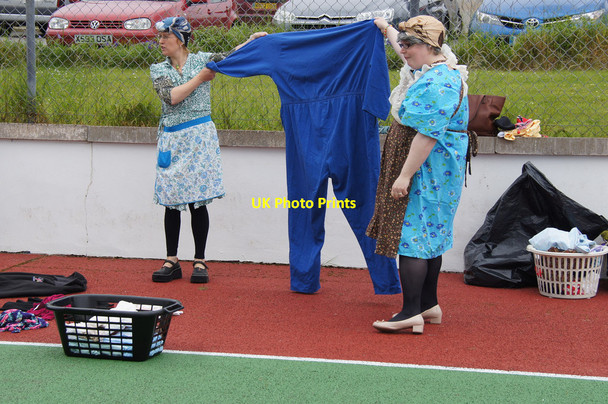 Photo 6"x4" Mrs Wishy Washy's Washing Line Workshop, Baltasound Baliasta\/HP6009 c2014