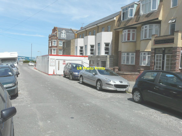 Photo 6"x4" New dwellings under construction, Surrey Road Margate c2014